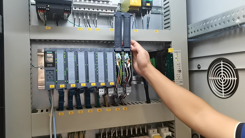 液壓機系統(tǒng)02