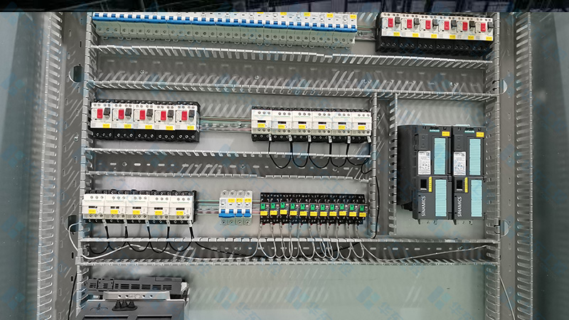 華東工控-電氣控制柜細節